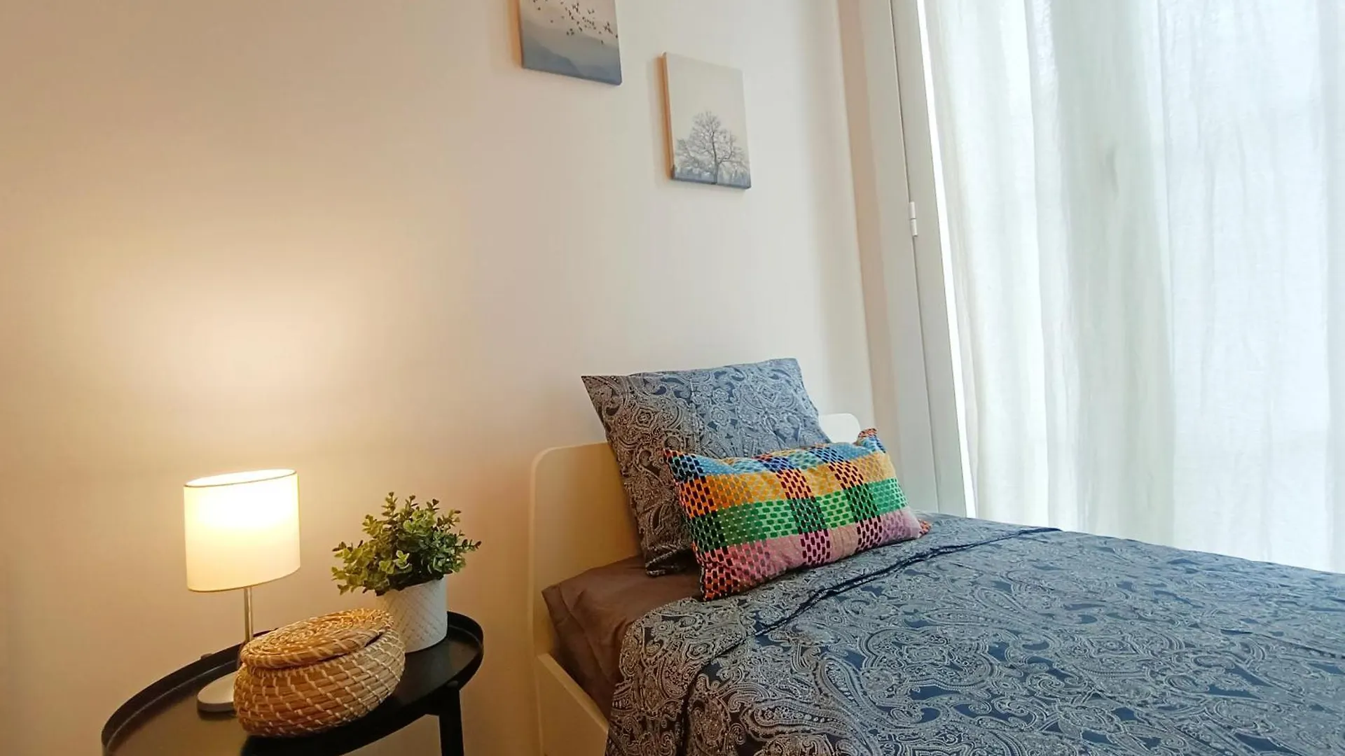 Bcn Private Rooms - Ronda Universidad Barcelona Hostel