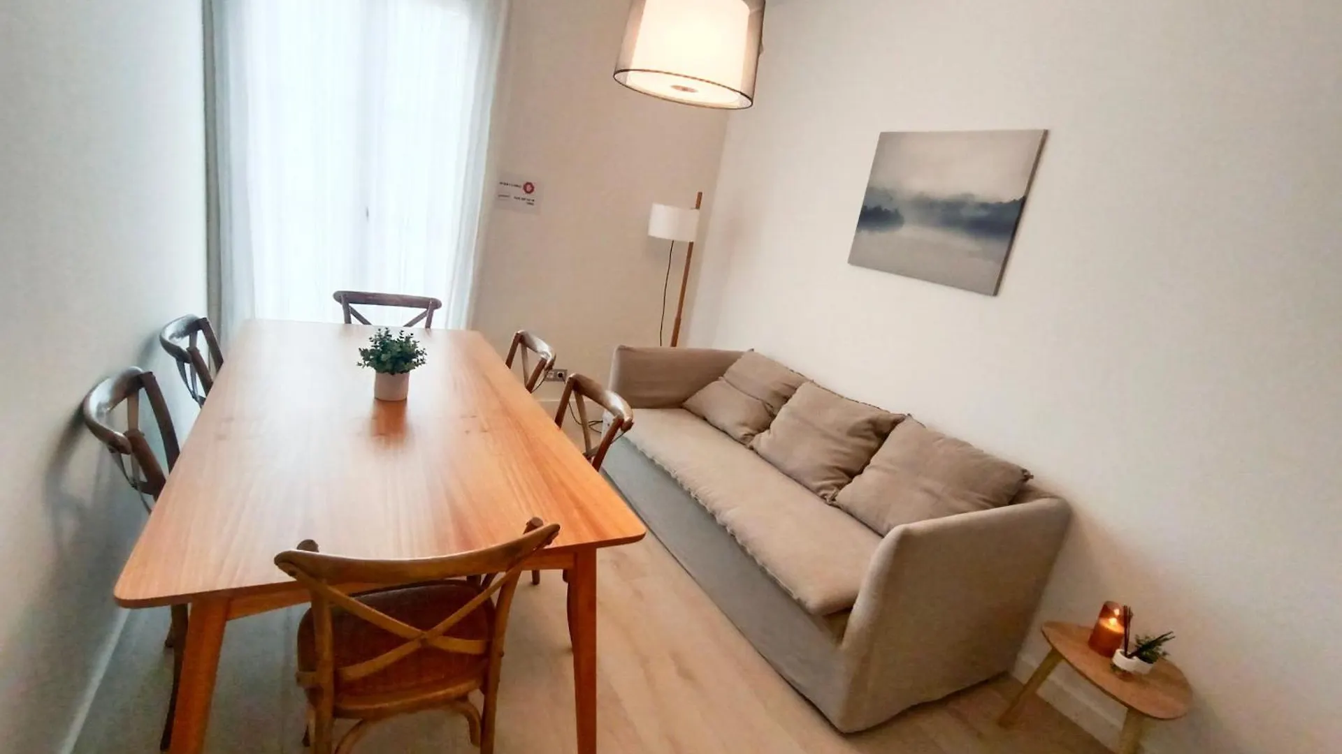 Bcn Private Rooms - Ronda Universidad Barcelona 0*,